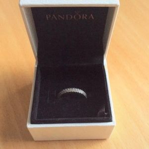 Pandora ring with original packaging